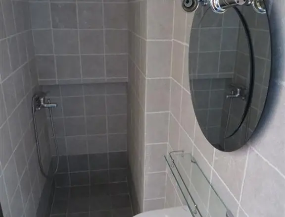 Complex In Pallini, Greece (1.600 M²)