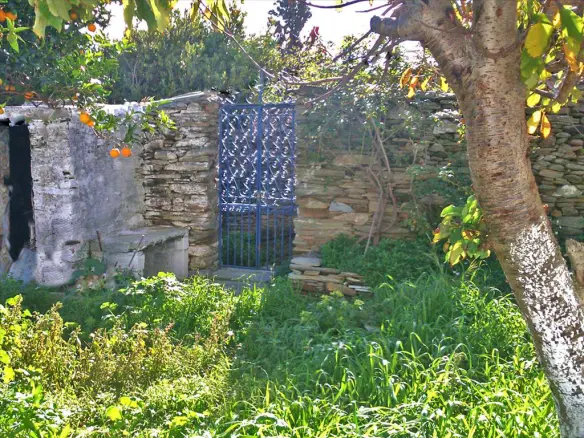 2-bedroom Detached House In Andros, Greece (150 M²)