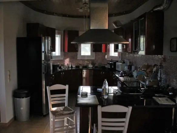 5-bedroom Villa In Dion, Greece (300 M²)