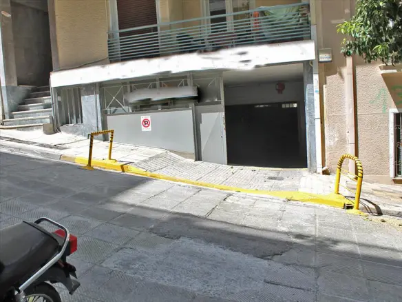 Business In Athens – Center – Center, Greece (180 M²)