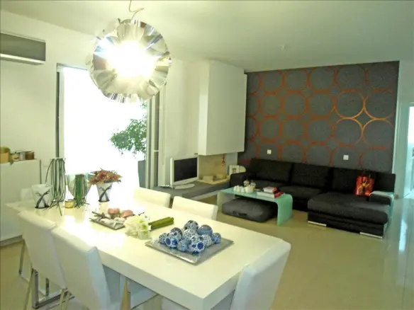 3-bedroom Flat In Rafina, Greece (104 M²)