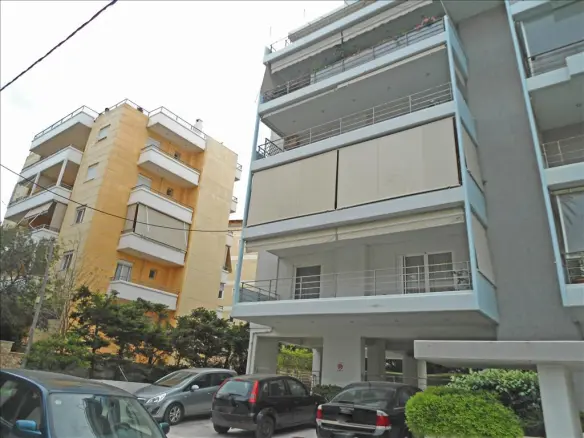 3-bedroom Flat In Rafina, Greece (104 M²)
