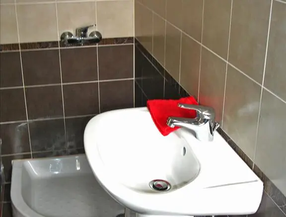 3-bedroom Flat In Rafina, Greece (104 M²)