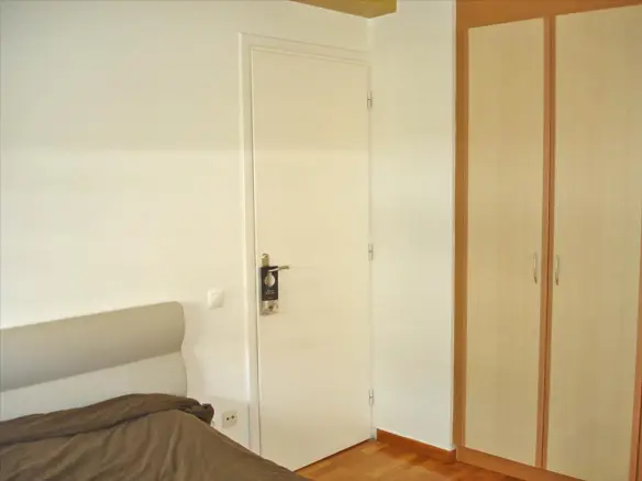 3-bedroom Flat In Rafina, Greece (104 M²)