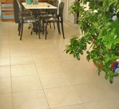 3-bedroom Flat In Rafina, Greece (104 M²)