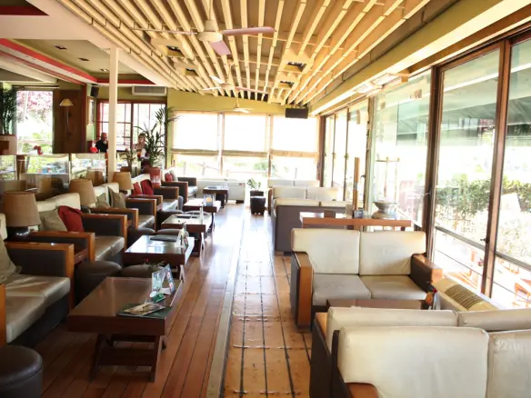 Commercial Property In Kalamaria, Greece (280 M²)