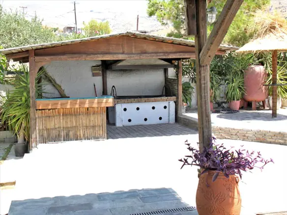 Hotel In Karistos, Greece (850 M²)