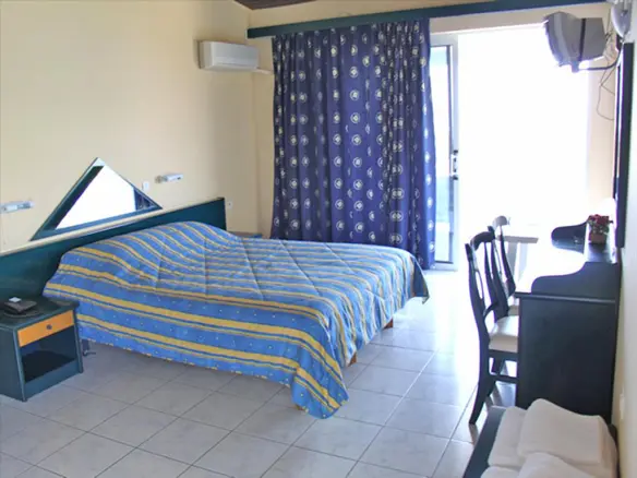 Hotel In Karistos, Greece (850 M²)
