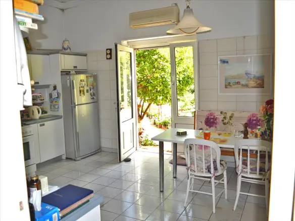 3-bedroom Detached House In Neo Psychiko, Greece (180 M²)