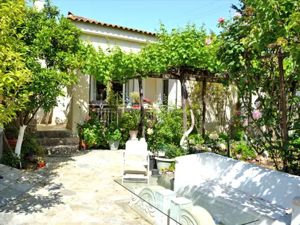 3-bedroom Detached House In Neo Psychiko, Greece (180 M²)