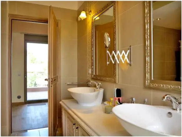 2-bedroom Villa In Eretria, Greece (220 M²)