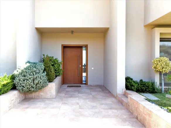 3-bedroom Villa In Pikermi, Greece (550 M²)