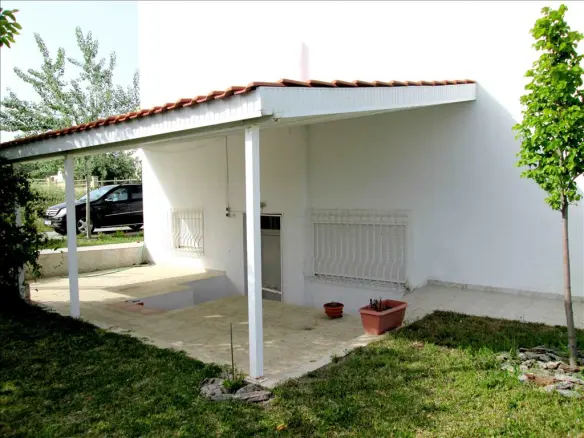 5-bedroom Detached House In Poligiros, Greece (116 M²)