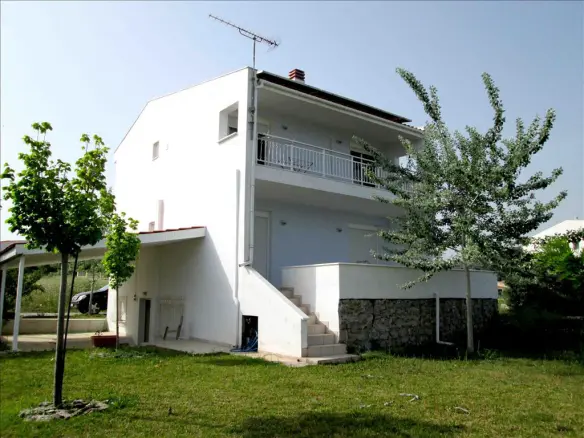 5-bedroom Detached House In Poligiros, Greece (116 M²)
