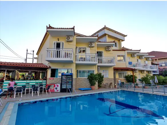 Hotel In Laganas, Greece (1.320 M²)