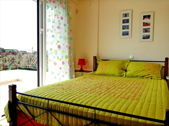 3-bedroom Maisonette In Marathonas, Greece (130 M²)