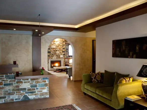 Hotel In Volos, Greece (830 M²)