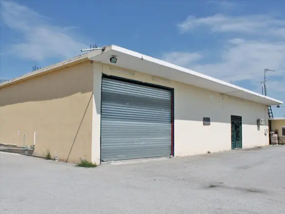 Business In Greece (630 M²)