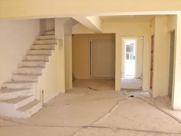 4-bedroom Maisonette In Kifissia, Greece (275 M²)