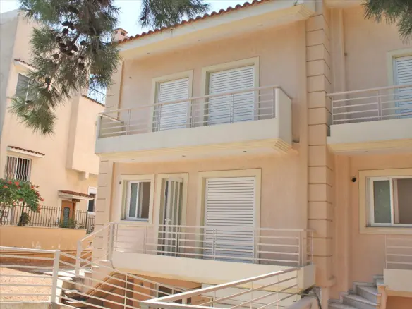 4-bedroom Maisonette In Kifissia, Greece (275 M²)