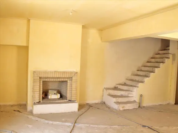 4-bedroom Maisonette In Kifissia, Greece (275 M²)