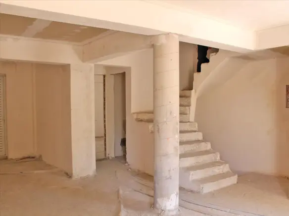 4-bedroom Maisonette In Kifissia, Greece (275 M²)