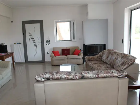 3-bedroom Flat In Koropi, Greece (125 M²)