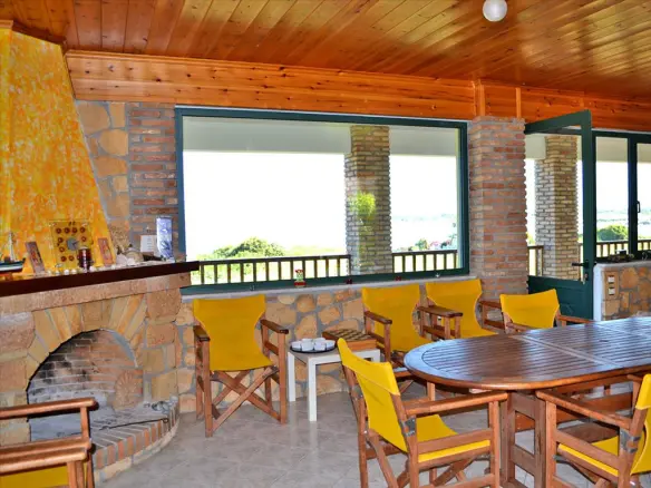 8-bedroom Villa In Pirgos, Greece (600 M²)