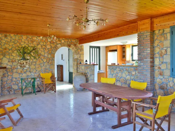 8-bedroom Villa In Pirgos, Greece (600 M²)