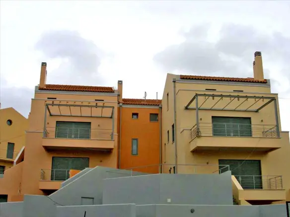 4-bedroom Maisonette In Kalivia Thorikou, Greece (279 M²)