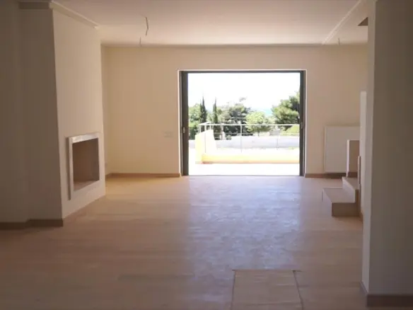 4-bedroom Maisonette In Kalivia Thorikou, Greece (279 M²)