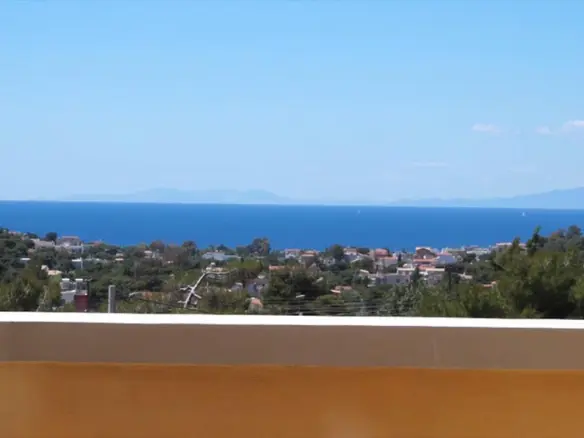 4-bedroom Maisonette In Kalivia Thorikou, Greece (279 M²)