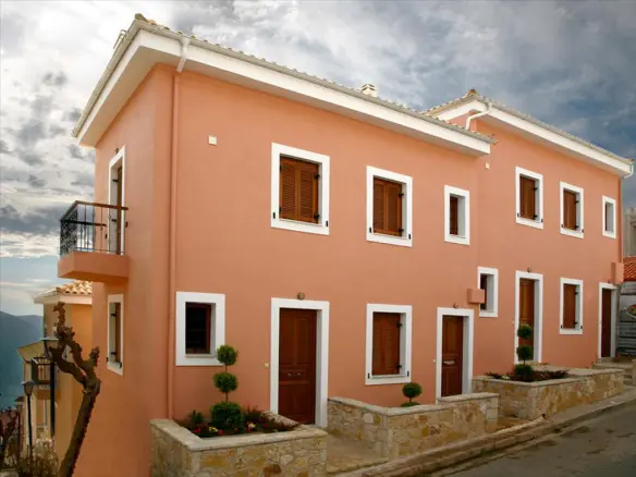 Business In Delfoi, Greece (350 M²)