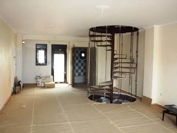 3-bedroom Maisonette In Chortiatis, Greece (100 M²)