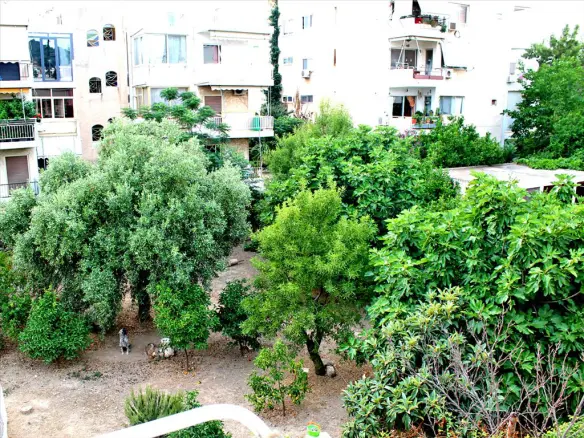 9-bedroom Maisonette In Vouliagmeni, Greece (350 M²)