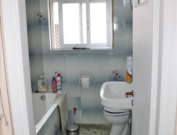 9-bedroom Maisonette In Vouliagmeni, Greece (350 M²)