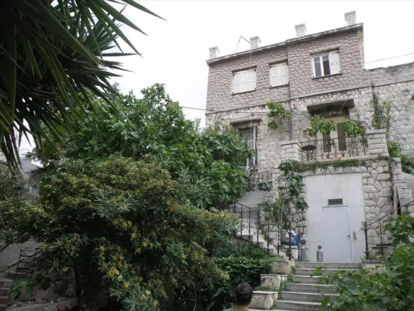 3-bedroom Detached House In Center – Port, Greece (760 M²)