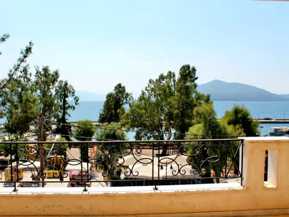2-bedroom Flat In Aidipsos, Greece (80 M²)