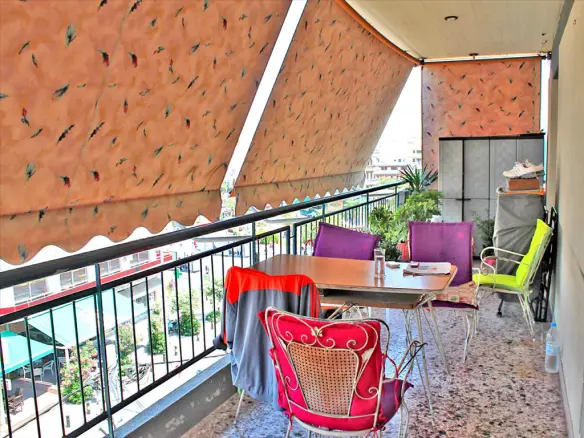3-bedroom Flat In Agios Dimitrios, Greece (120 M²)
