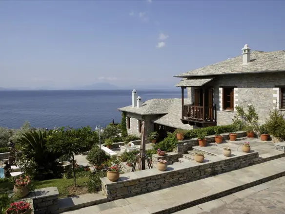 Villa In Milies, Greece (400 M²)
