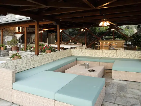 Villa In Milies, Greece (400 M²)