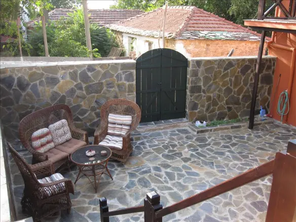 6-bedroom Detached House In Greece (160 M²)