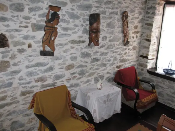 6-bedroom Detached House In Greece (160 M²)