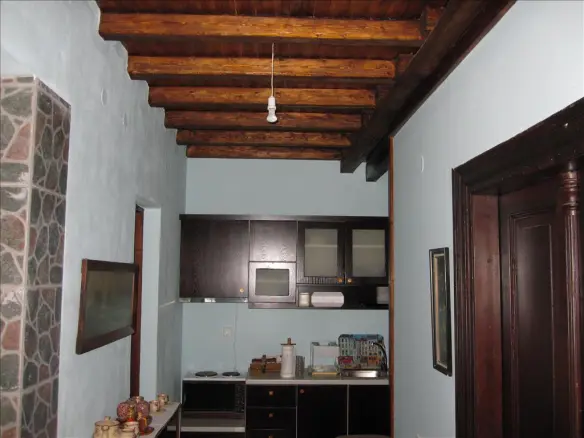 6-bedroom Detached House In Greece (160 M²)