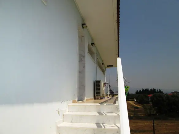 Business In Nea Propontida, Greece (300 M²)