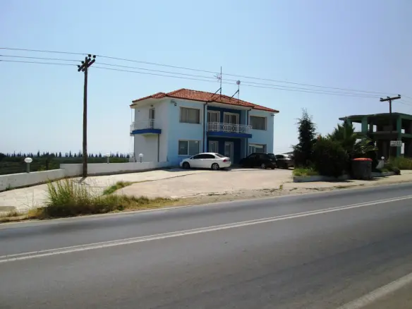 Business In Nea Propontida, Greece (300 M²)