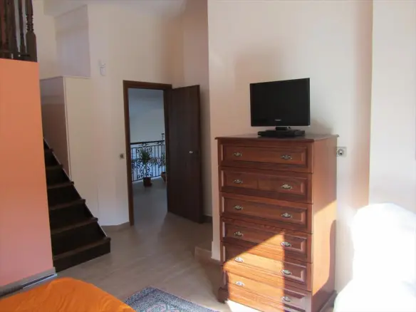 7-bedroom Villa In Tolofona, Greece (595 M²)