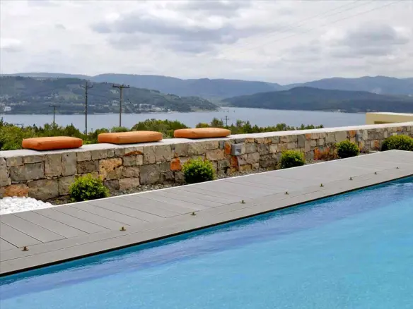 3-bedroom Maisonette In Malesina, Greece (90 M²)