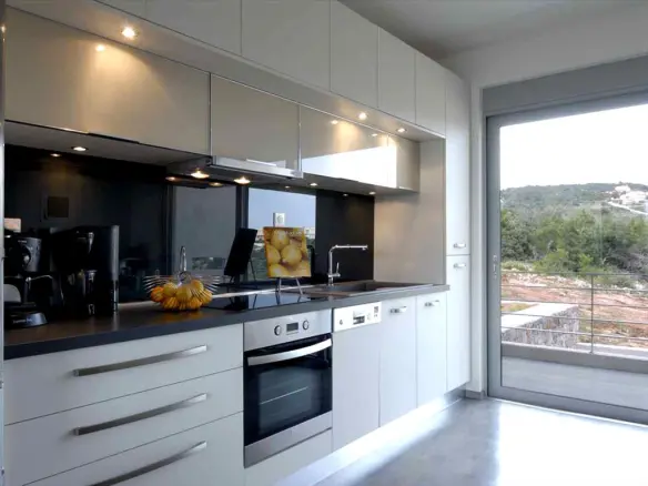 3-bedroom Maisonette In Malesina, Greece (90 M²)