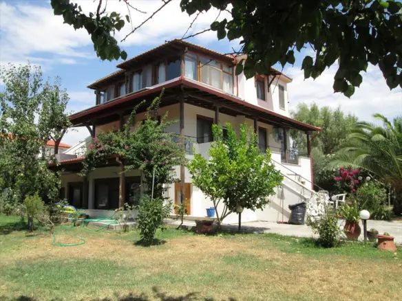 6-bedroom Detached House In Sithonia, Greece (285 M²)